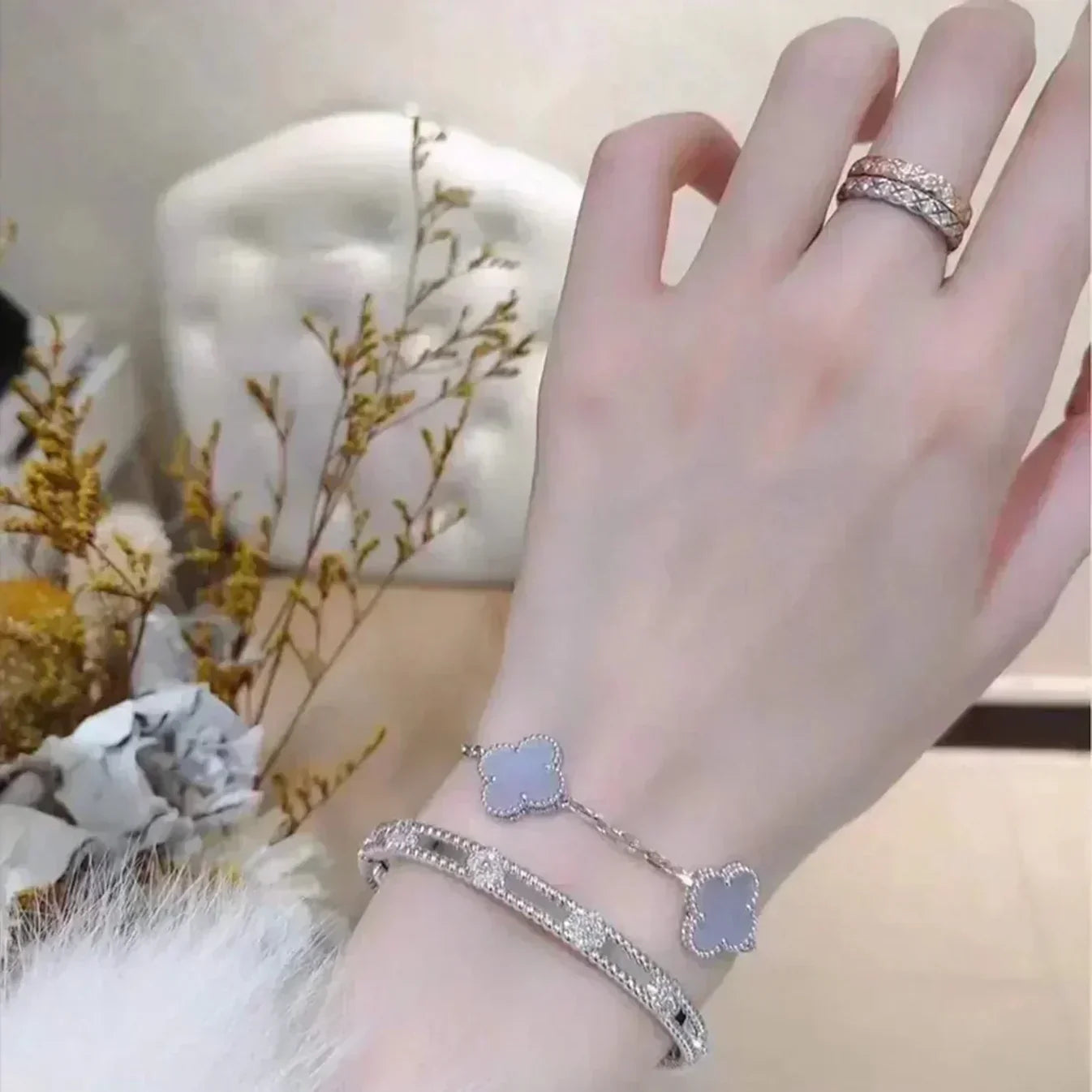 [Star]New  CLOVER 5 MOTIF PURPLE CHALCEDONY BRACELET COLLECTION