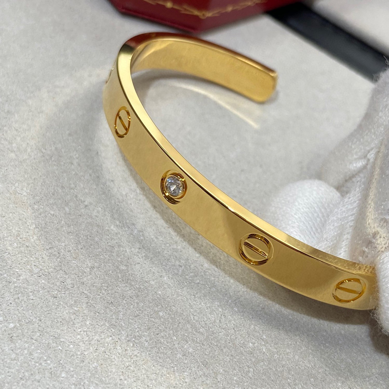 ¡®Star¡¯LOVE BRACELET 6.1MM 1 DIAMOND OPEN CUFF