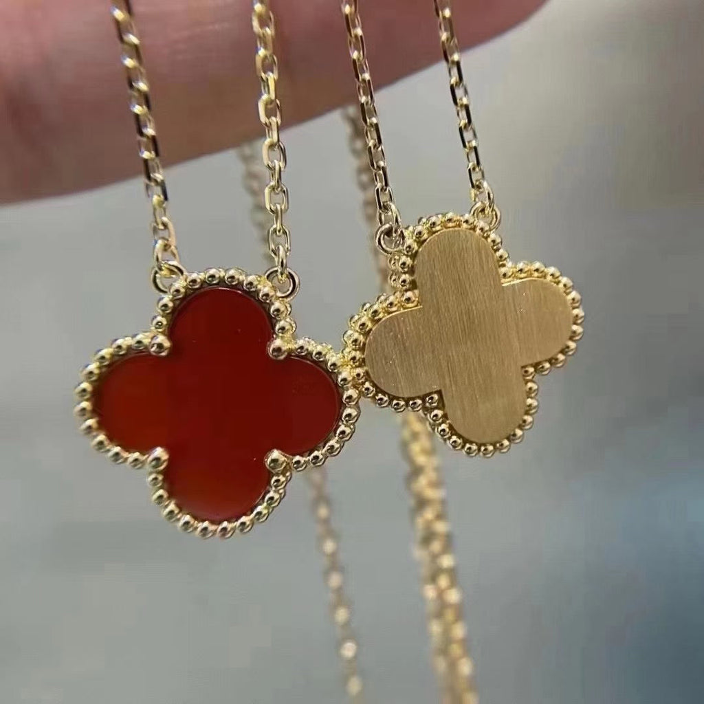 ¡®Star¡¯CLOVER 15MM CARNELIAN SINGLE FLOWER NECKLACE