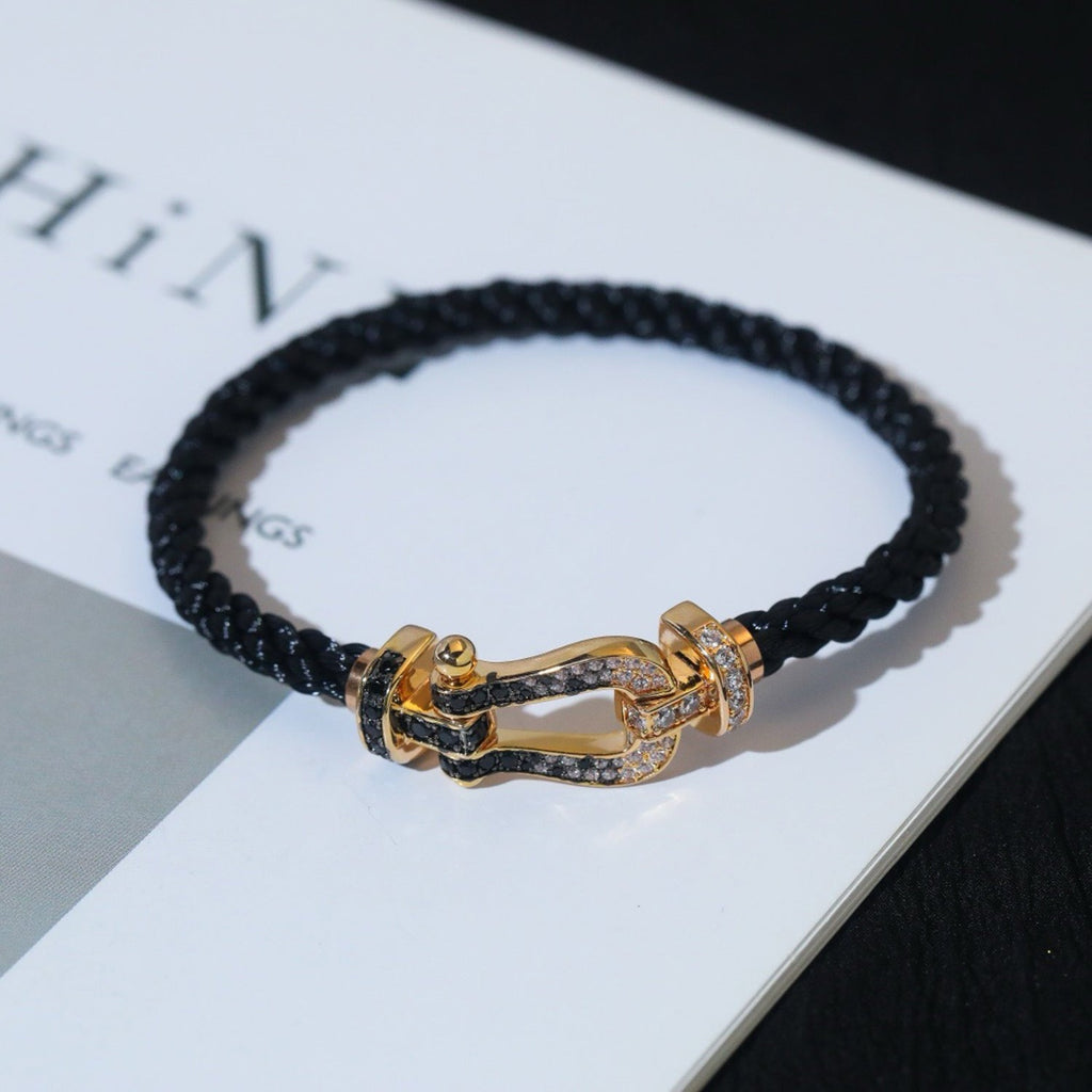 ¡®Star¡¯FORCE LARGE HORSESHOE BLACK WHITE DIAMOND BRACELET SILVER