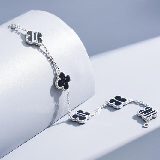 ¡®Moco¡¯CLOVER 5 MOTIF VEINED ONYX BRACELET SILVER
