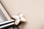 ¡®Star¡¯JEUX DE WHITE MOP PINK GOLD DIAMOND EARRINGS