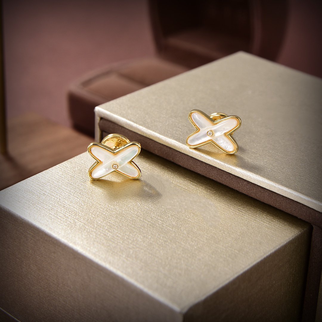 ¡®Star¡¯JEUX DE WHITE MOP GOLD DIAMOND EARRINGS