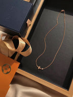 ¡®Star¡¯BLOSSOM PENDANT PINK GOLD AND DIAMOND