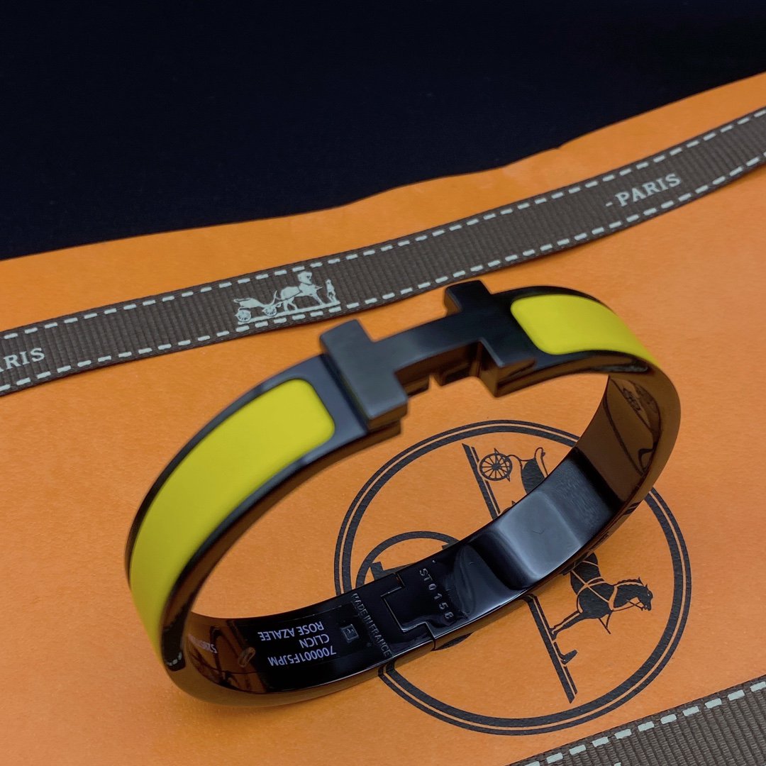 ¡®Star¡¯CLIC HM SO BLACK YELLOW BRACELET