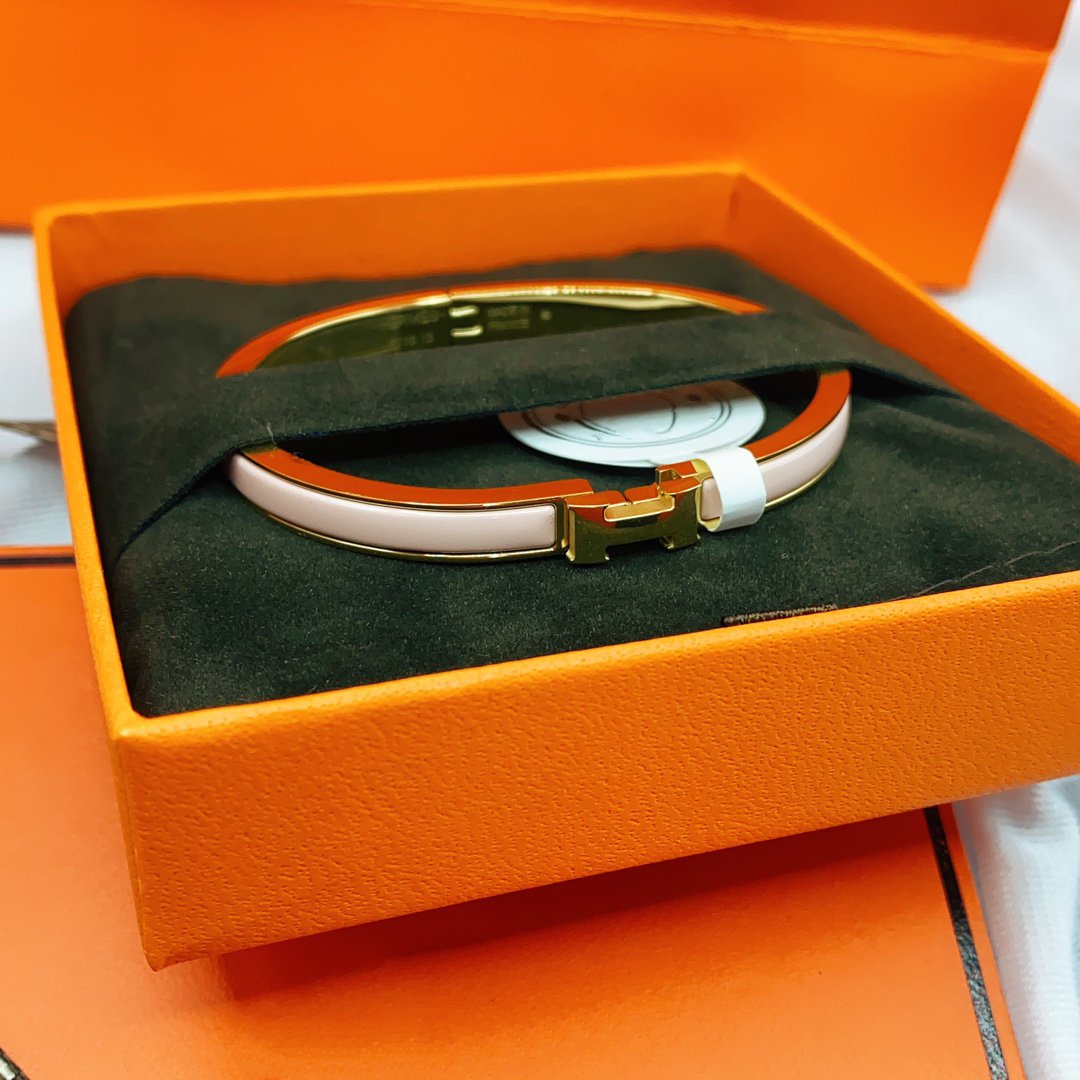 ¡®Star¡¯CLASSIC HM CLIC  PINK 8MM ENAMEL BRACELET