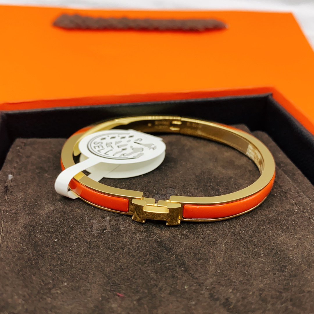 ¡®Star¡¯CLASSIC HM CLIC RED 8MM ENAMEL BRACELET