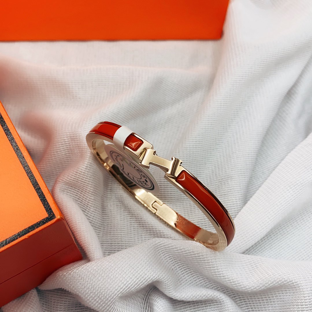 ¡®Star¡¯CLASSIC HM CLIC RED 8MM ENAMEL BRACELET