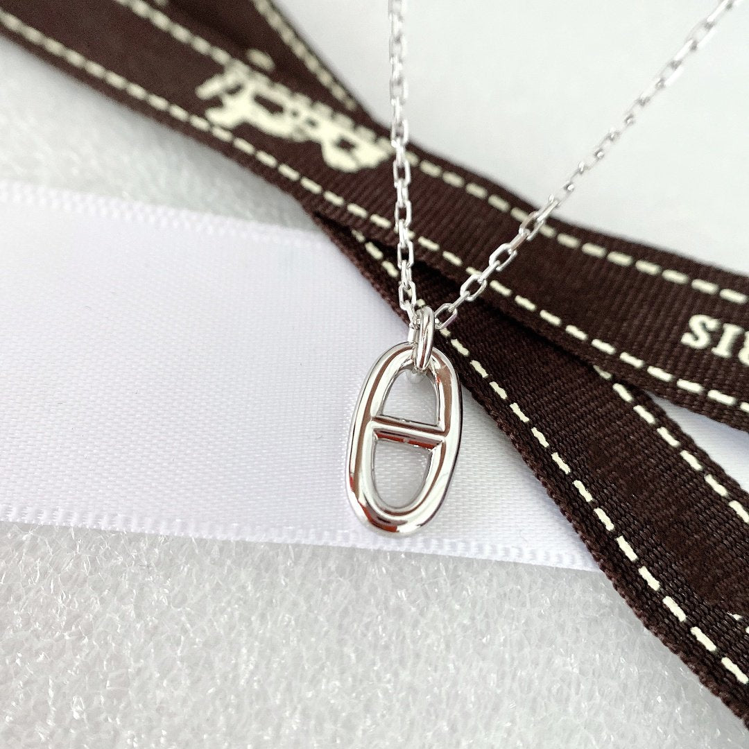 ¡®Star¡¯HM PIG NOSE NECKLACE