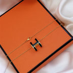¡®Star¡¯HM CLIC BLACK ENAMEL GOLD NECKLACE