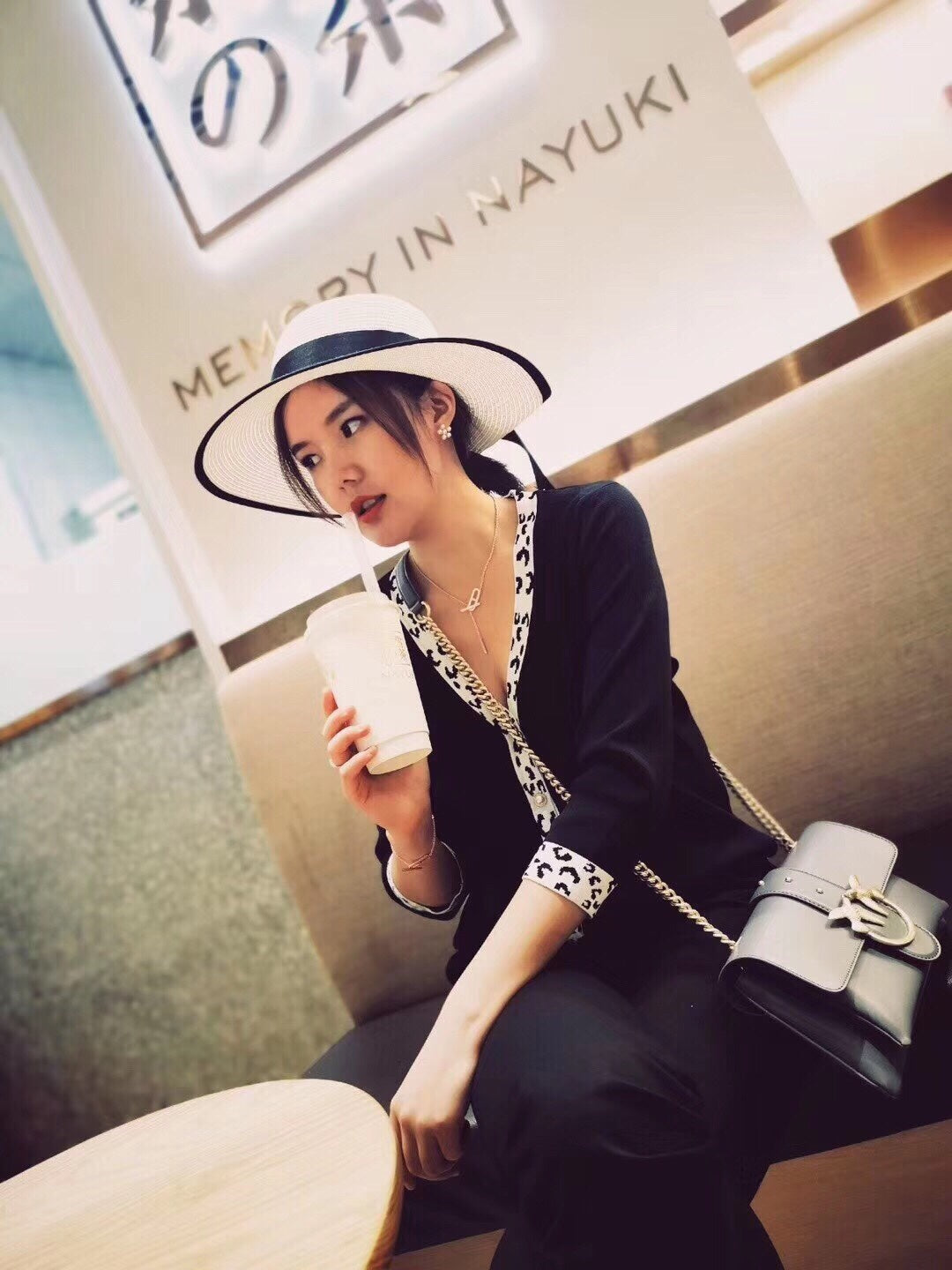 ¡®Star¡¯HM FIRE PIG NOSE NECKLACE TRENDY STREET