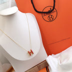 ¡®Star¡¯HM CLIC RED ENAMEL GOLD NECKLACE
