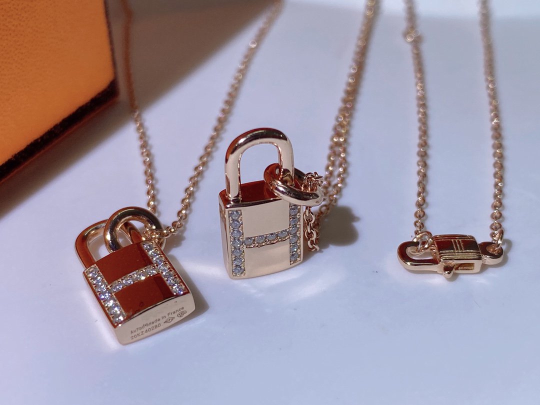¡®Star¡¯HM ADVANCED NICHE LOCK HEAD NECKLACE DIAMONDS