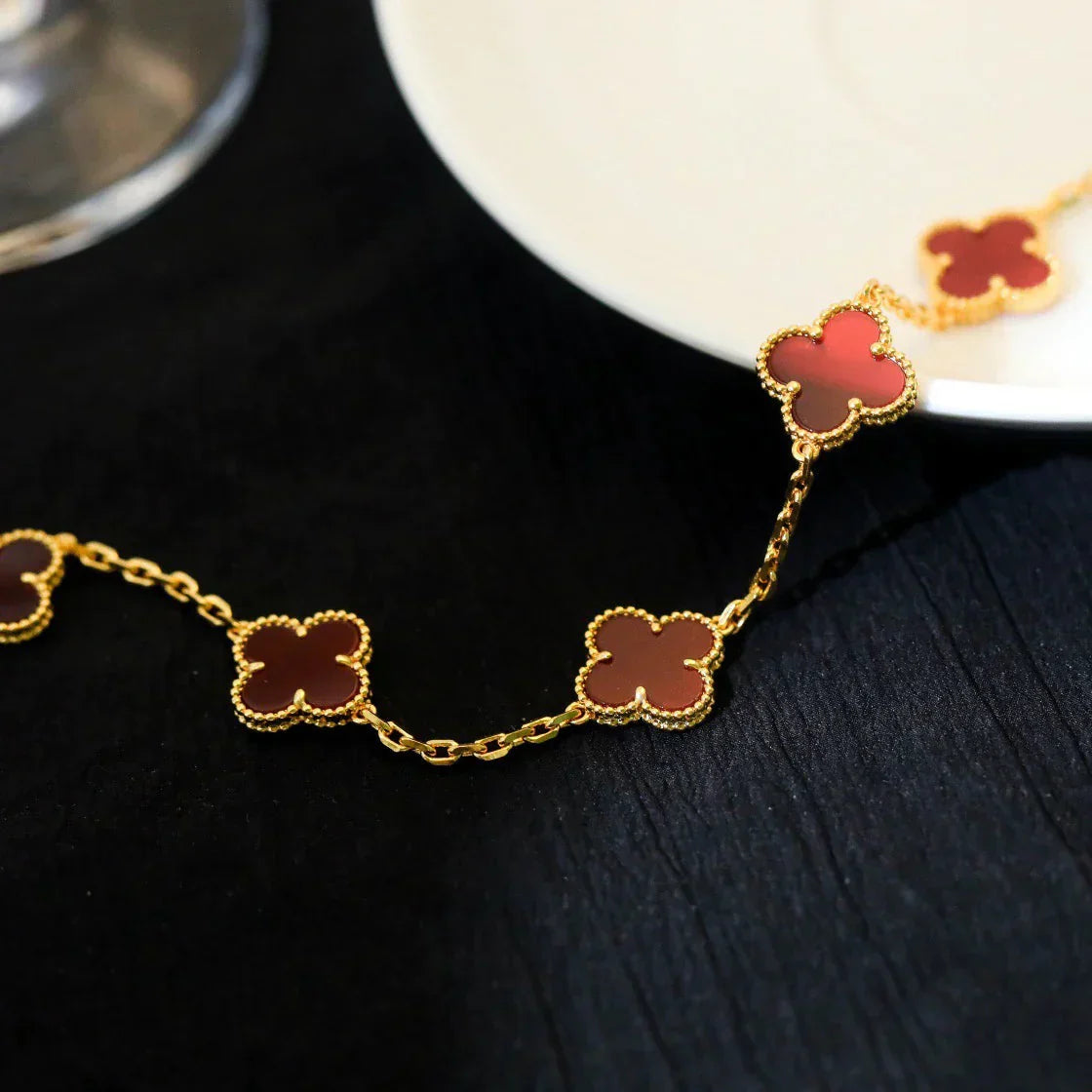 [Star]New  CLOVER 5 MOTIF RED CORNELIAN BRACELET COLLECTION