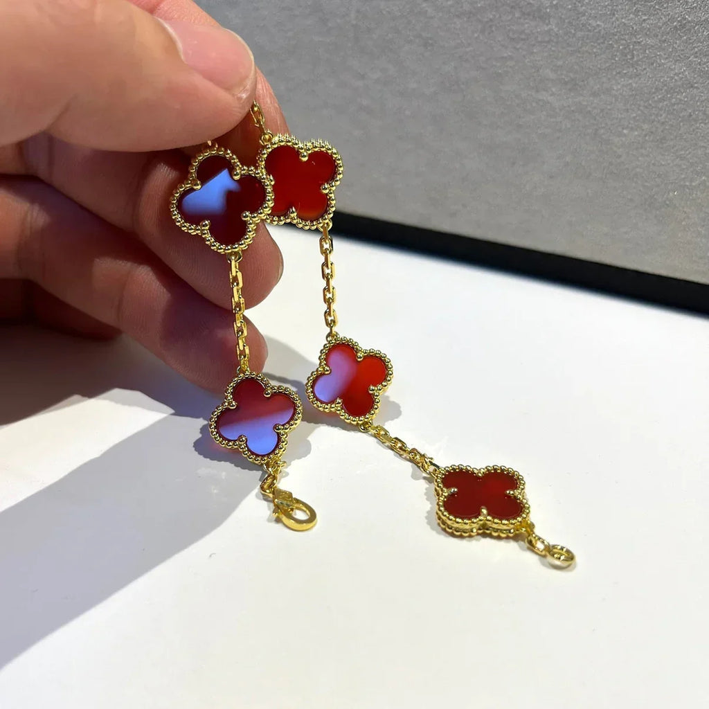 [Star]New  CLOVER 5 MOTIF RED CORNELIAN BRACELET COLLECTION