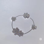 ¡®Star¡¯FRIVOLE SILVER 5 FLOWERS BRACELET