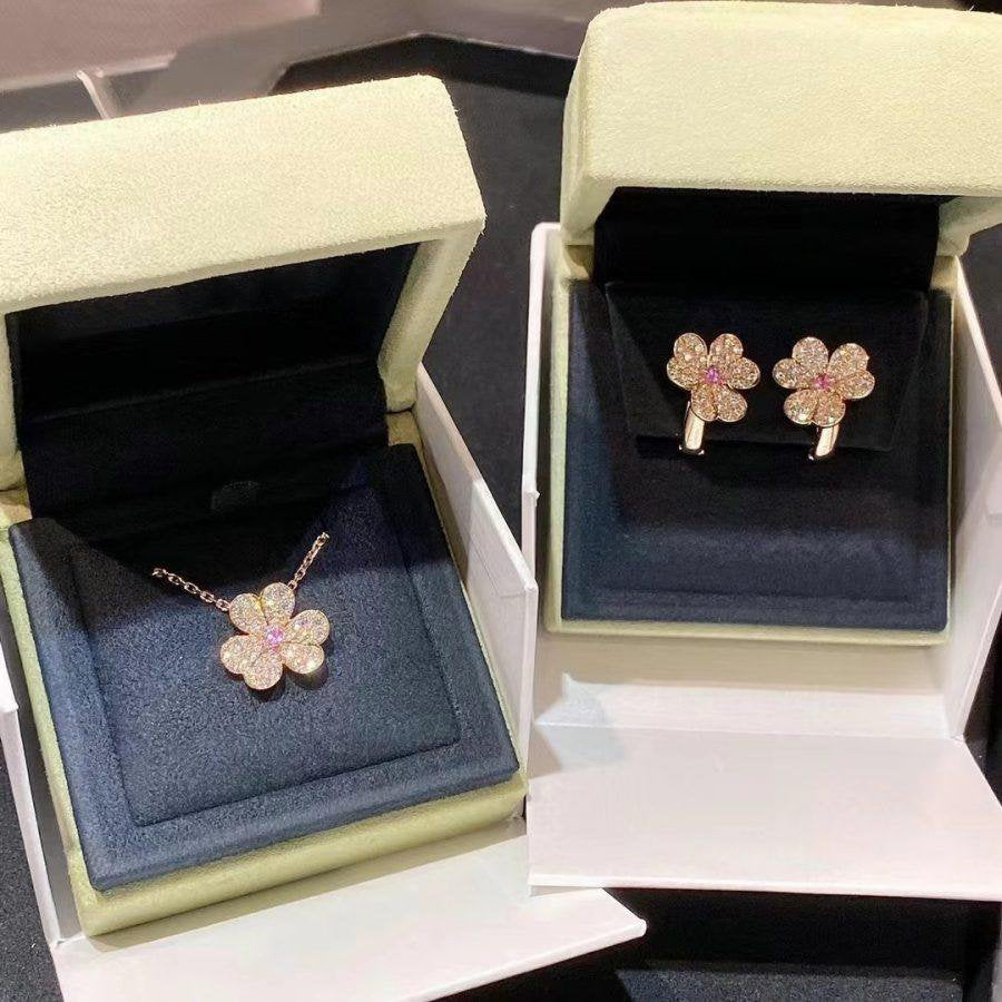 ¡®Star¡¯FRIVOLE PINK GOLD FLOWER DIAMOND EARRINGS