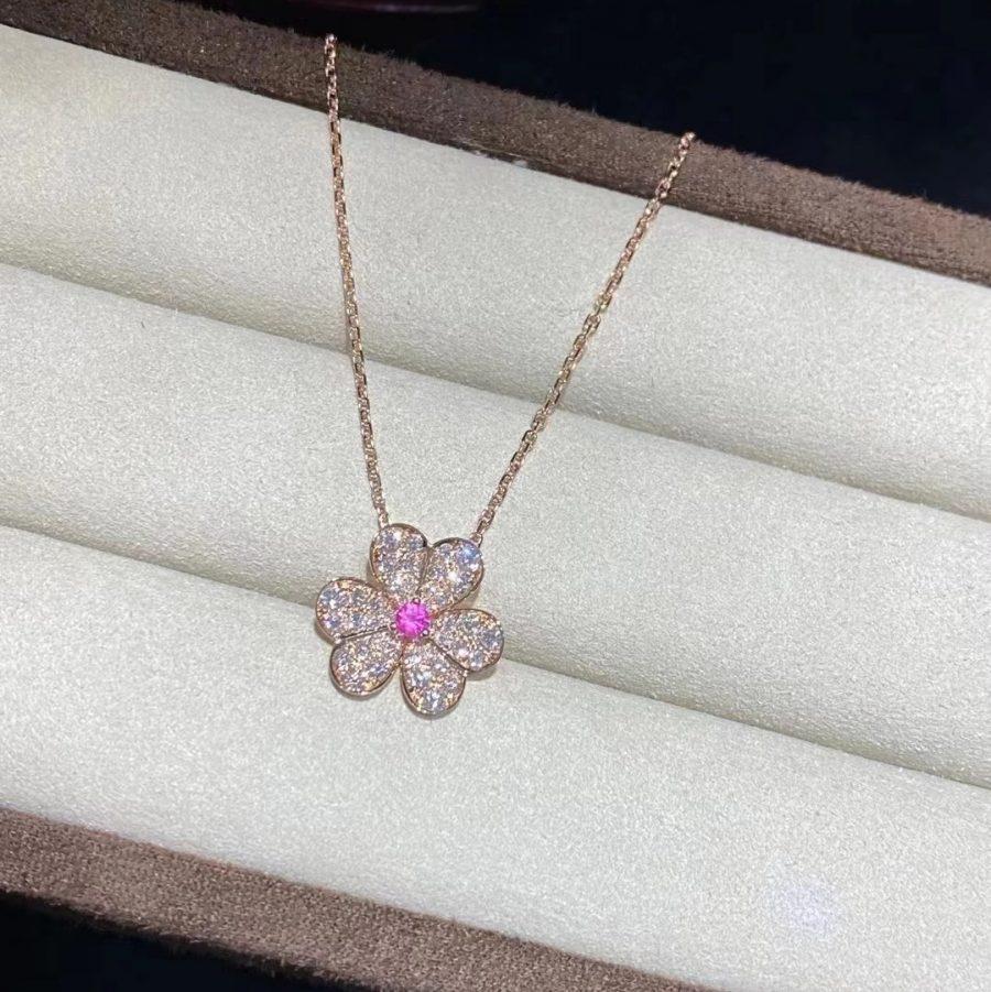 ¡®Star¡¯FRIVOLE ROSE GOLD FLOWER DIAMOND NECKLACE