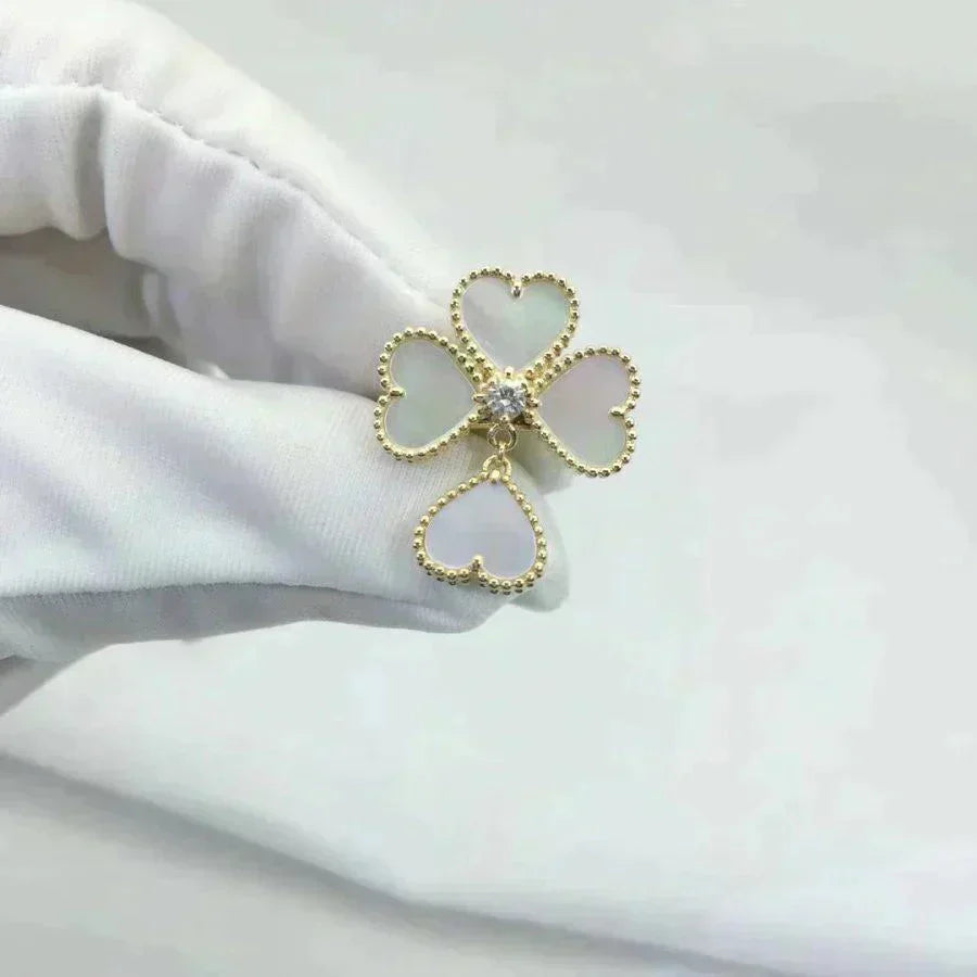¡®Star¡¯SWEET CLOVER WHITE MOP RING