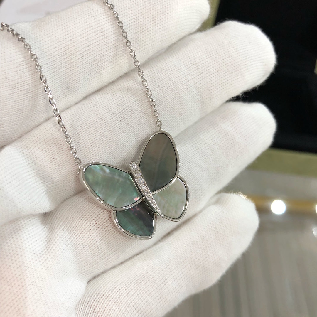 ¡®Star¡¯LARGE BUTTERFLY SILVER PENDANT DIAMOND NECKLACE